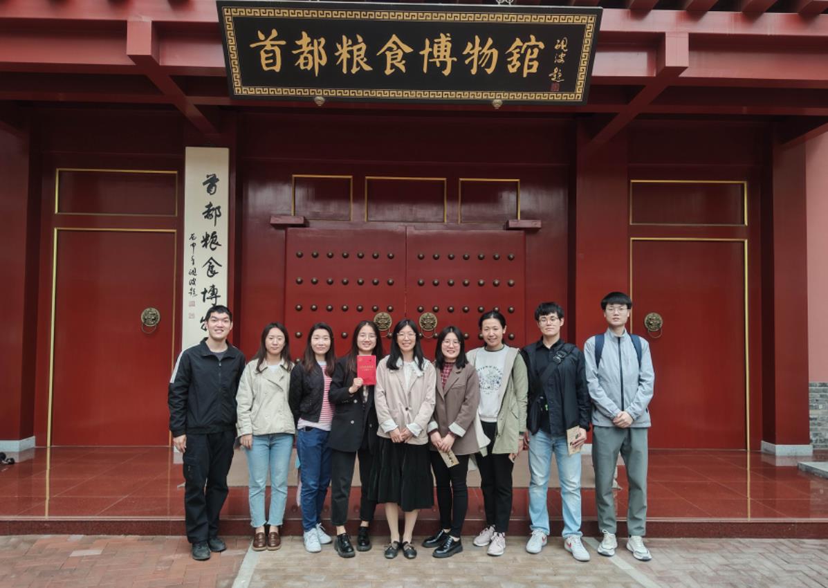 學(xué)習(xí)糧食安全重要論述  凝聚農(nóng)墾保供青年力量 ——農(nóng)墾中心團(tuán)支部、第一青年理論學(xué)習(xí)小組舉辦慶祝五四青年節(jié)活動